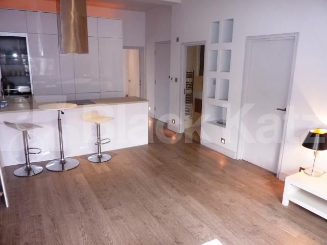 			NEW INSTRUCTION!, 2 Bedroom, 1 bath, 1 reception Flat			 Clifton Gardens, MAIDA VALE